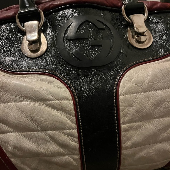 Used GUCCI OVER NIGHT CARRY ON BAG . - Picture 8 of 16
